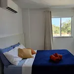 Golden Arraial RJ enter o Mar e a Lagoa Piscina e Wi-Fi